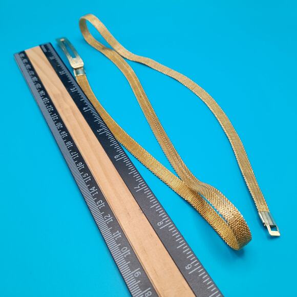 Vintage Mesh Belt, Hook Clasp, Non-stretch, 30 3/4 Inches - Picture 5 of 5